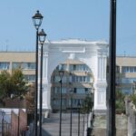 В Саратове готовят к открытию новый спуск к Волге у Триумфальной арки В Саратове готовят к открытию новый спуск к Волге у Триумфальной арки
