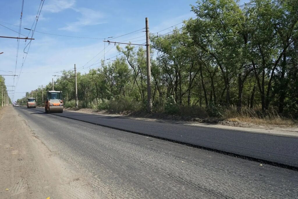 Под Балаково досрочно начали ремонтировать важную объездную дорогу Под Балаково досрочно начали ремонтировать важную объездную дорогу