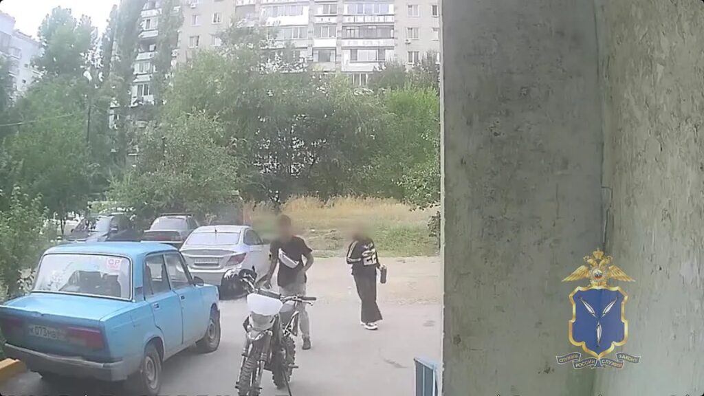 Юный житель Энгельса обокрал байкершу бальзаковского возраста