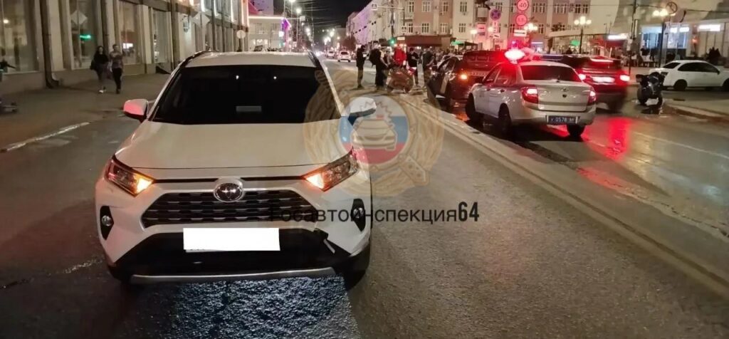 Девочку госпитализировали после ДТП у Крытого рынка в Саратове