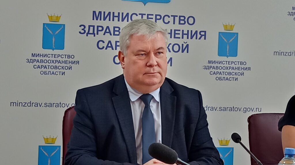 Названы причины отставки Владимира Дудакова с поста министра здравоохранения Саратовской области