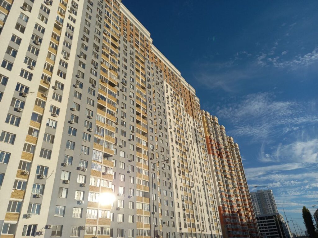 Квартиры в Саратове снова подорожали: сколько теперь стоит жилье в новостройке