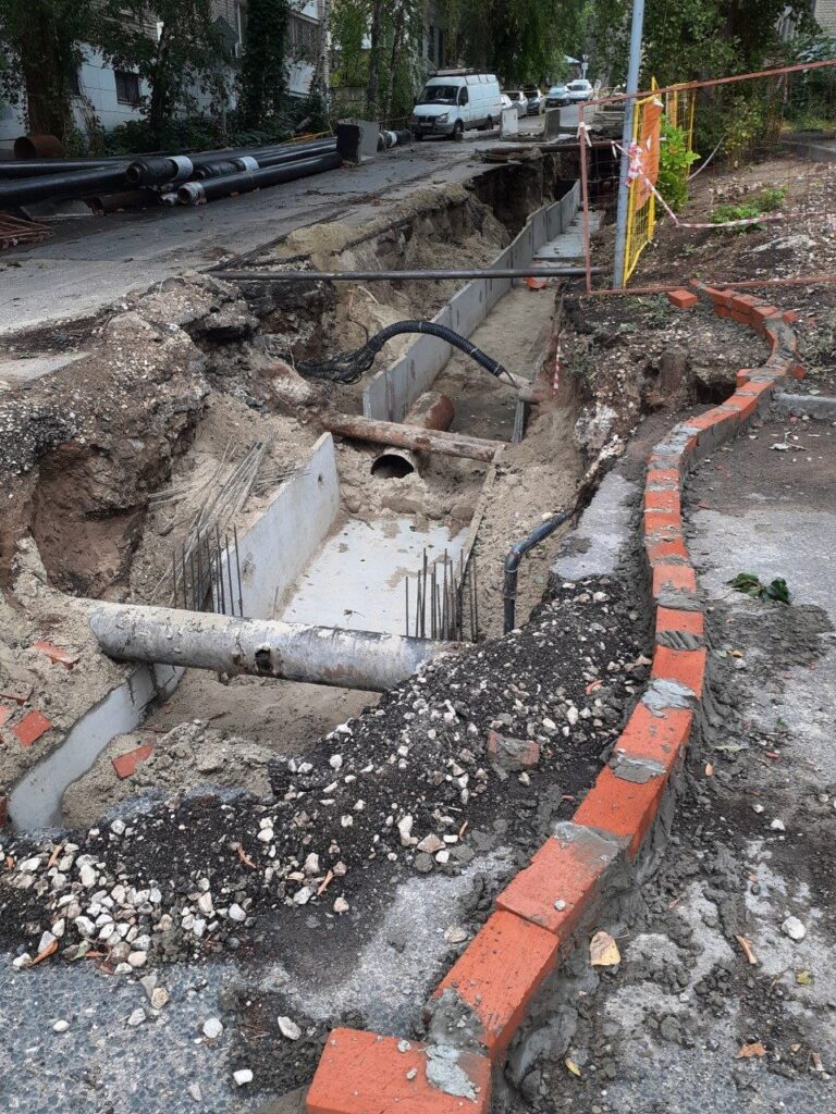 В Саратове строймусор смыло к Набережной Космонавтов В Саратове строймусор смыло к Набережной Космонавтов