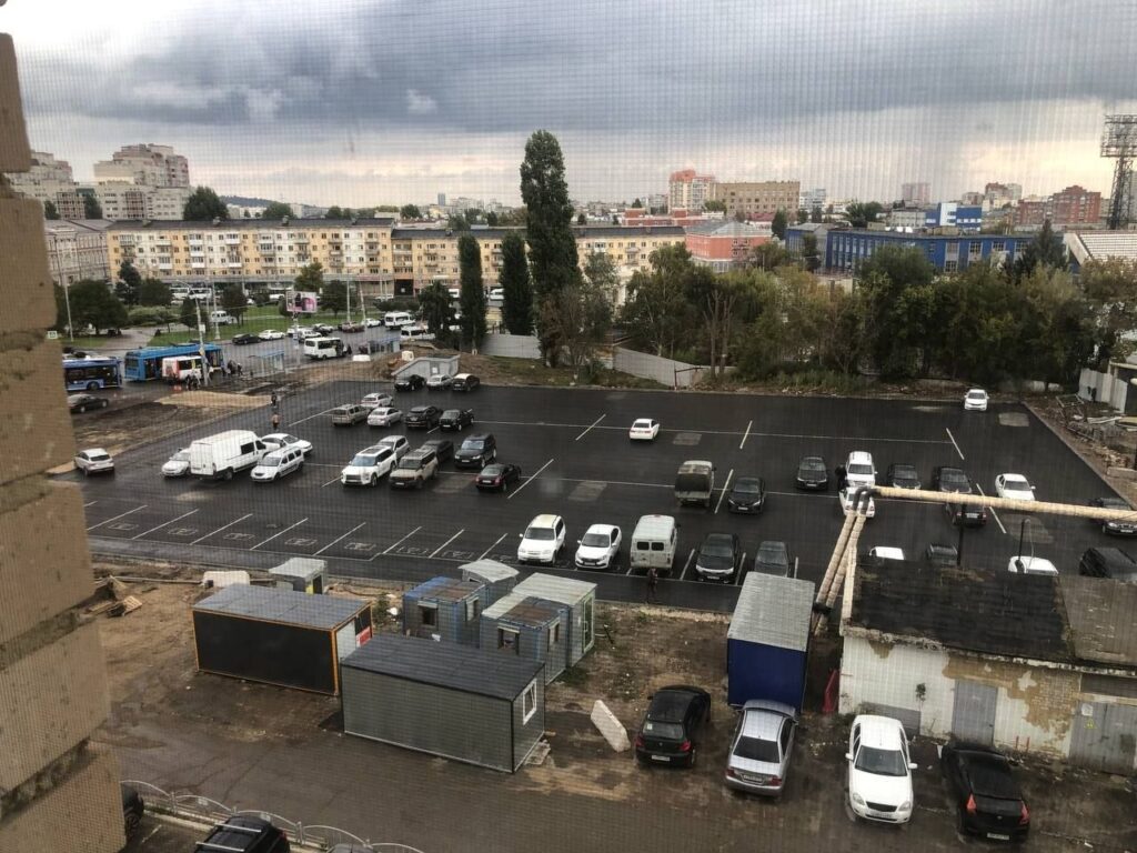 Новая привокзальная парковка в Саратове
