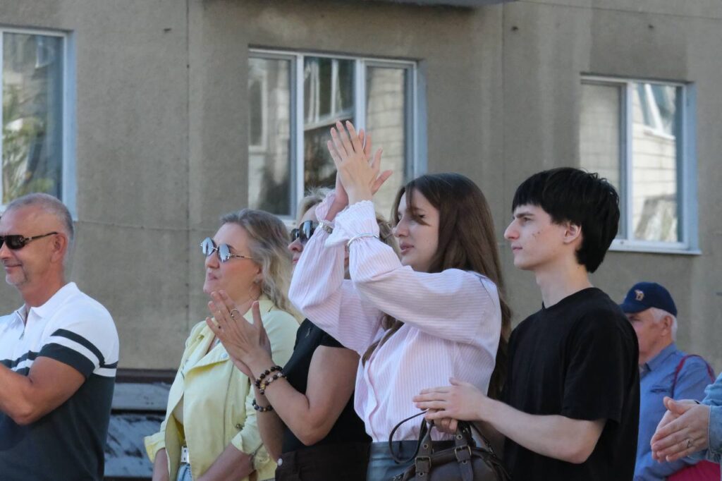 В Саратове на День города прошел фестиваль «Музыкальные достопримечательности» и парусная регата В Саратове на День города прошел фестиваль «Музыкальные достопримечательности» и парусная регата