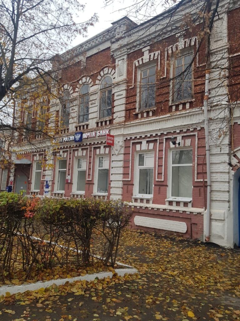 Под Саратовом работница почты присвоила полмиллиона рублей Под Саратовом работница почты присвоила полмиллиона рублей