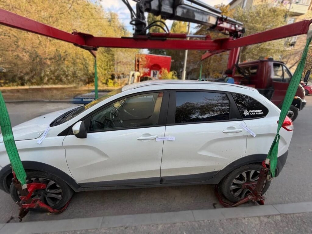 У саратовчанки арестовали автомобиль из-за долга по займу в 1,3 млн рублей