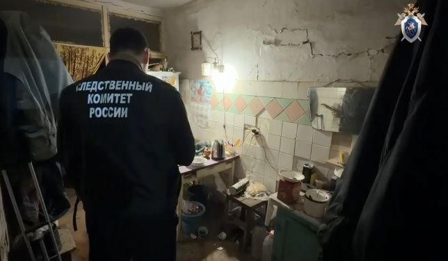 В Балашове следователи выясняют причины смерти 80-летней женщины и ее 58-летнего сына